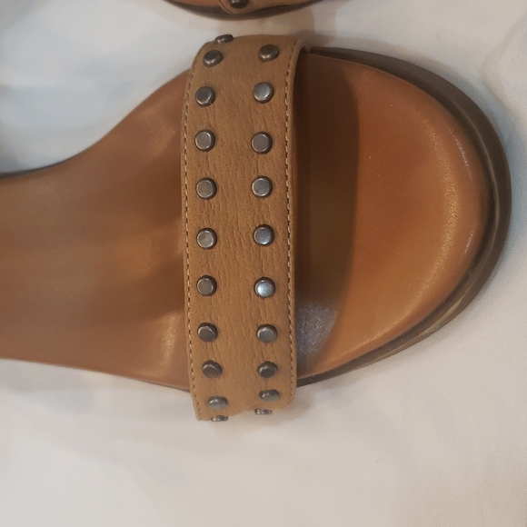 Jessica Simpson Heels - Picture 3 of 12